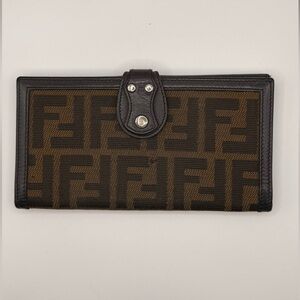 Authentic FENDI Zucca pattern long wallet brown and black